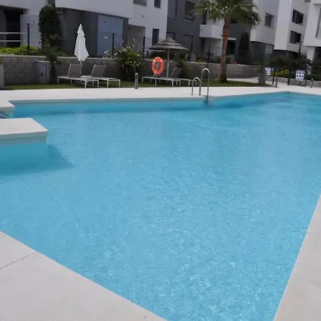 New Luxury Spacious In Vanian Gardens, 4 Bedrooms, 10 Min Walk To The Sea * Estepona